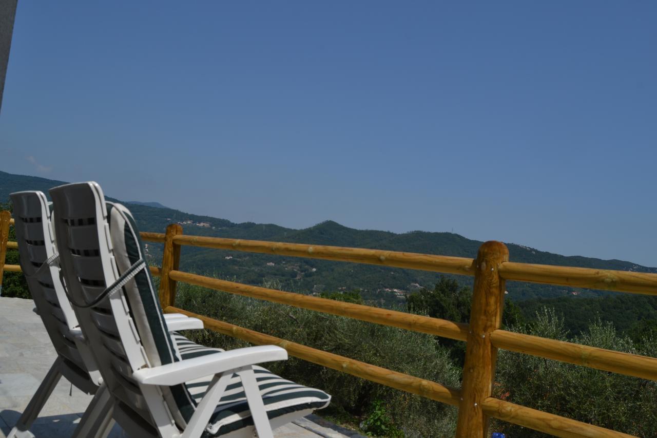 Bed and Breakfast Joie De Vivre Calice Ligure Екстер'єр фото