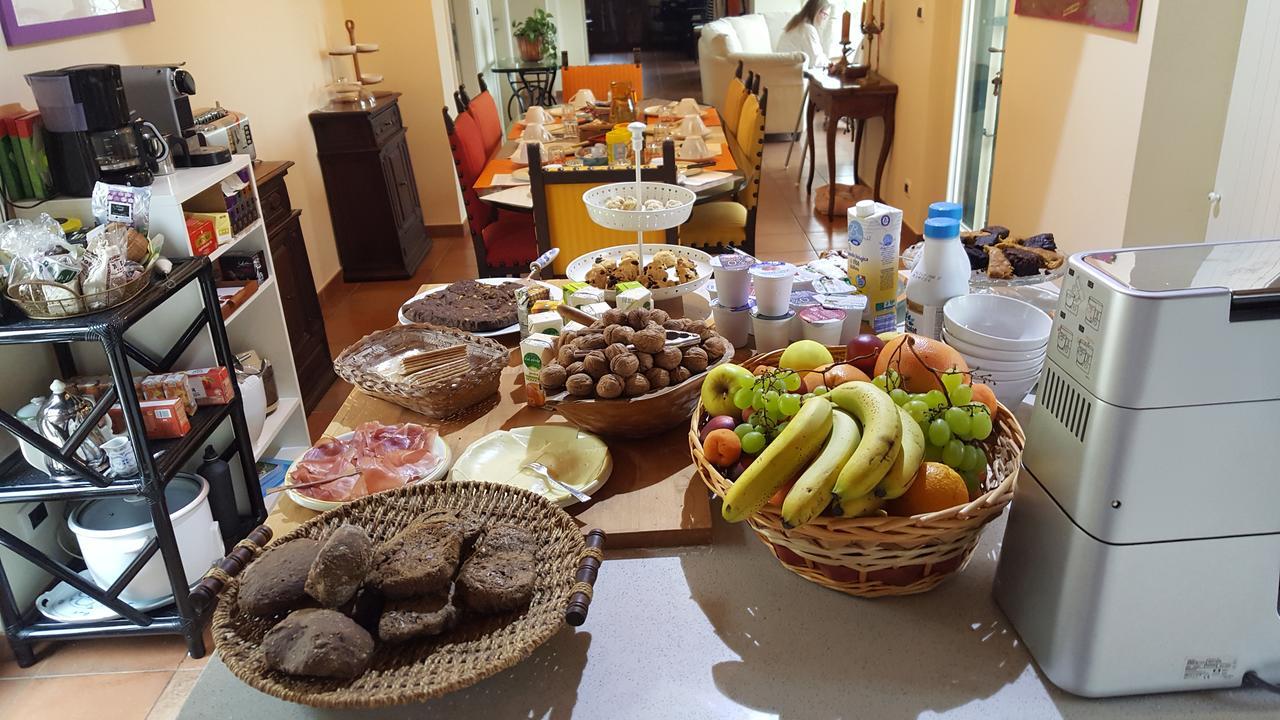 Bed and Breakfast Joie De Vivre Calice Ligure Екстер'єр фото