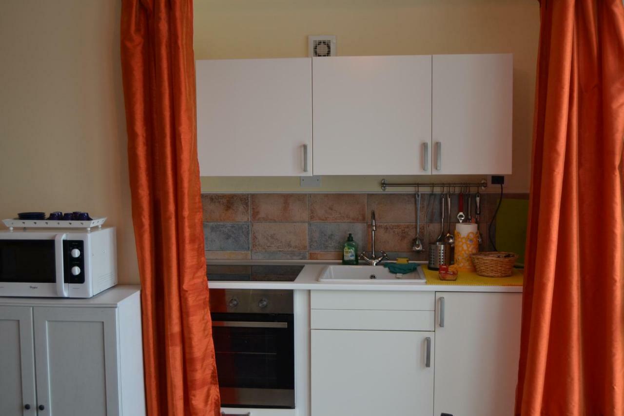 Bed and Breakfast Joie De Vivre Calice Ligure Екстер'єр фото